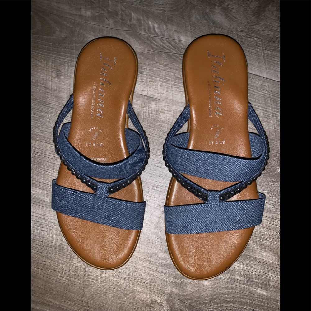 Italiana slip on SANDALS sz 6M